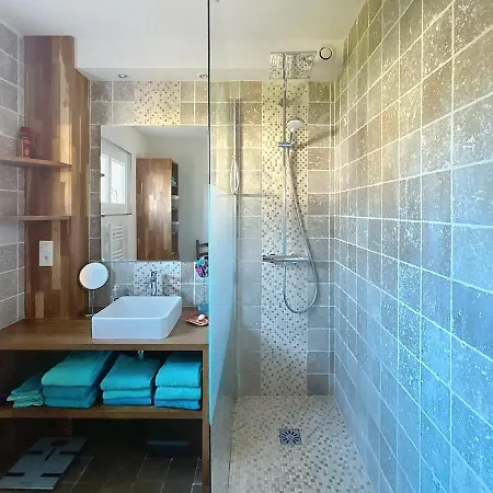 Longere Andrea - Piscine & Foret * Trosly-Breuil