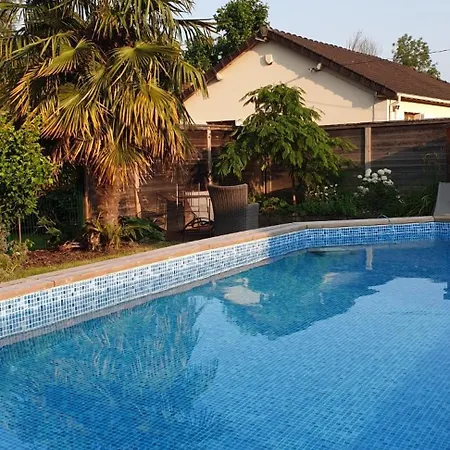 Villa Longere Andrea - Piscine & Foret